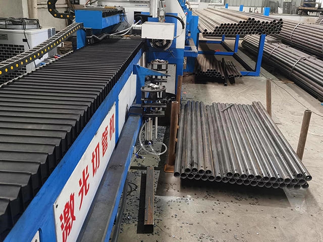 Scaffolding Steel Prop Laser Cutting 10022